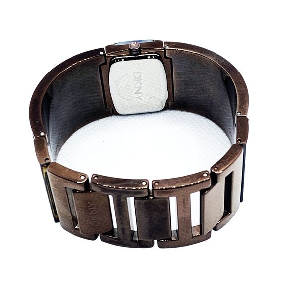 DKNY Ladies Clasp Bracelet Crystal Copper Watch